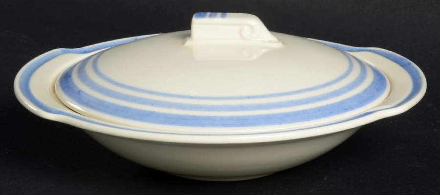 Salamina Lugged Chowder Bowl & Lid by Metlox - Poppytrail - Vernon-1