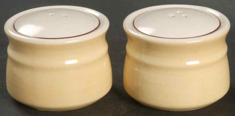 Sandflower Salt & Pepper Set by Metlox - Poppytrail - Vernon-1