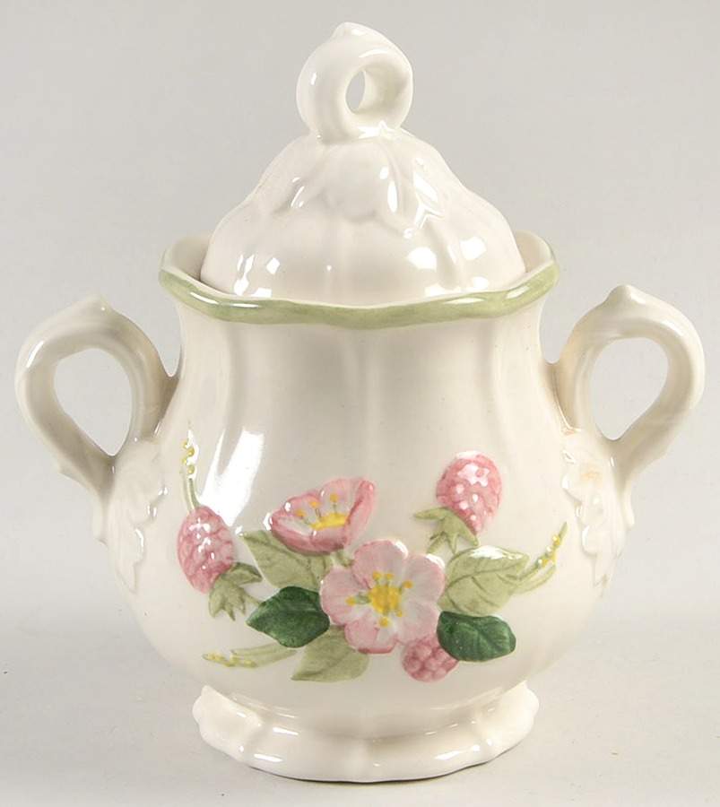 Sculptured Berry Sugar Bowl & Lid by Metlox - Poppytrail - Vernon-1