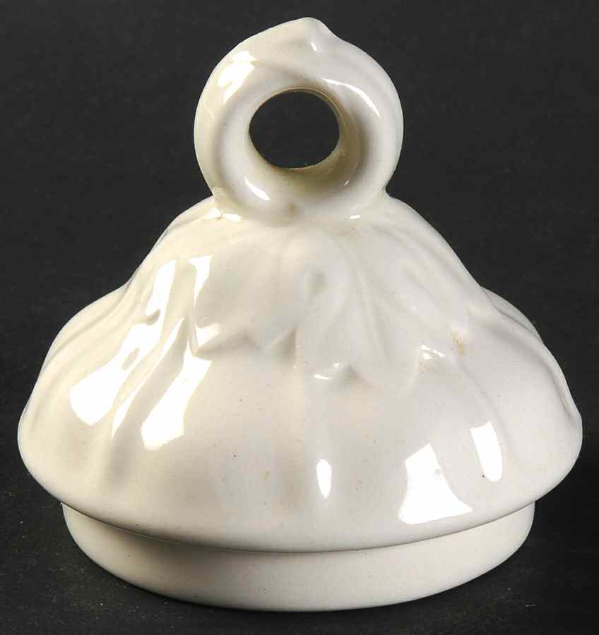 Sculptured Berry Lid for Sugar Bowl by Metlox - Poppytrail - Vernon-1