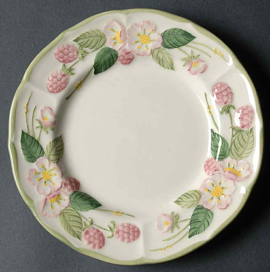 Sculptured Berry Bread & Butter Plate by Metlox - Poppytrail - Vernon-1