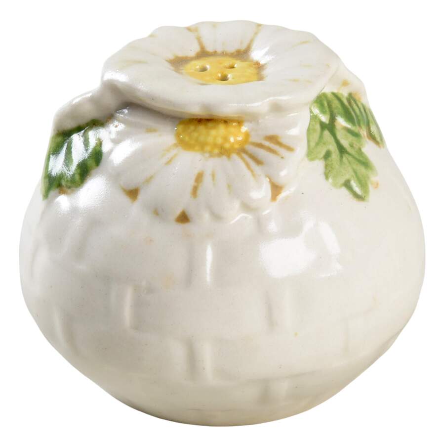 Sculptured Daisy Pepper Shaker by Metlox - Poppytrail - Vernon-1
