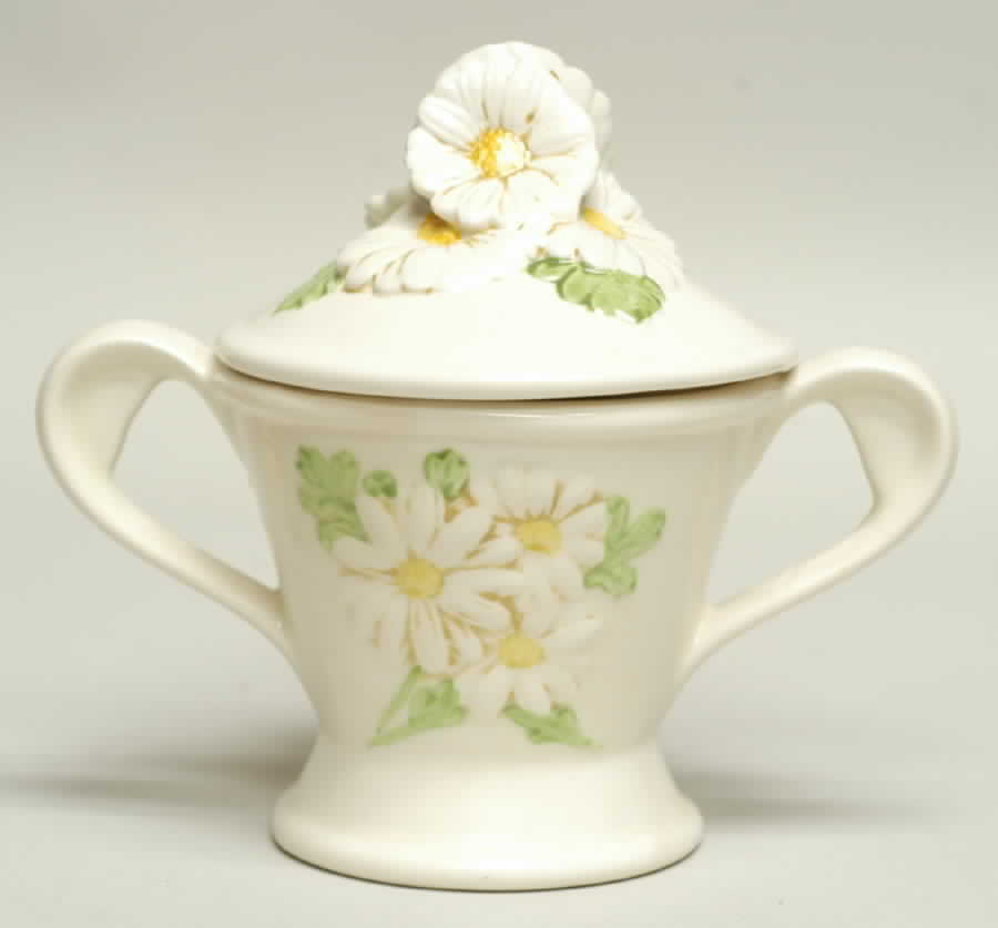 Sculptured Daisy Sugar Bowl & Lid by Metlox - Poppytrail - Vernon-1