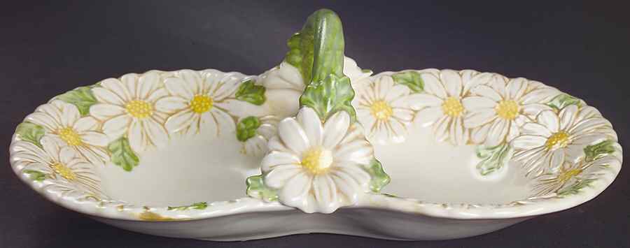 Sculptured Daisy 2-Part Relish by Metlox - Poppytrail - Vernon-1