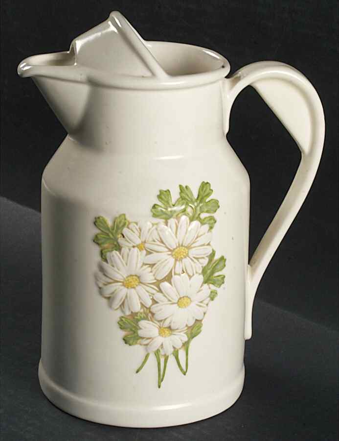 Sculptured Daisy 64 Oz Pitcher by Metlox - Poppytrail - Vernon-1