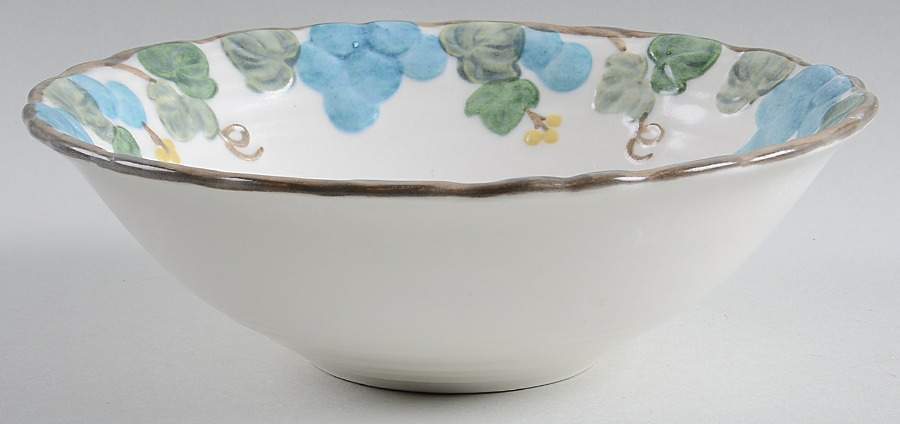 Sculptured Grape 8" Round Vegetable Bowl by Metlox - Poppytrail - Vernon-1