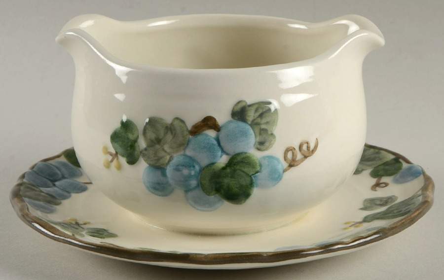Sculptured Grape Round Gravy Boat/Attached Underplate by Metlox - Poppytrail - Vernon-1