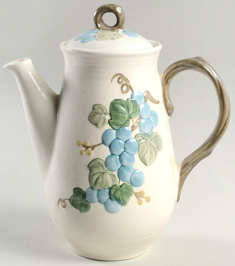 Sculptured Grape Coffee Pot & Lid by Metlox - Poppytrail - Vernon-1