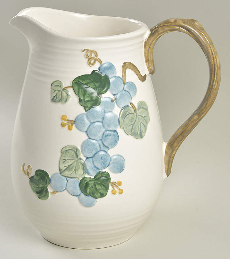 Sculptured Grape 64 Oz Pitcher by Metlox - Poppytrail - Vernon-1