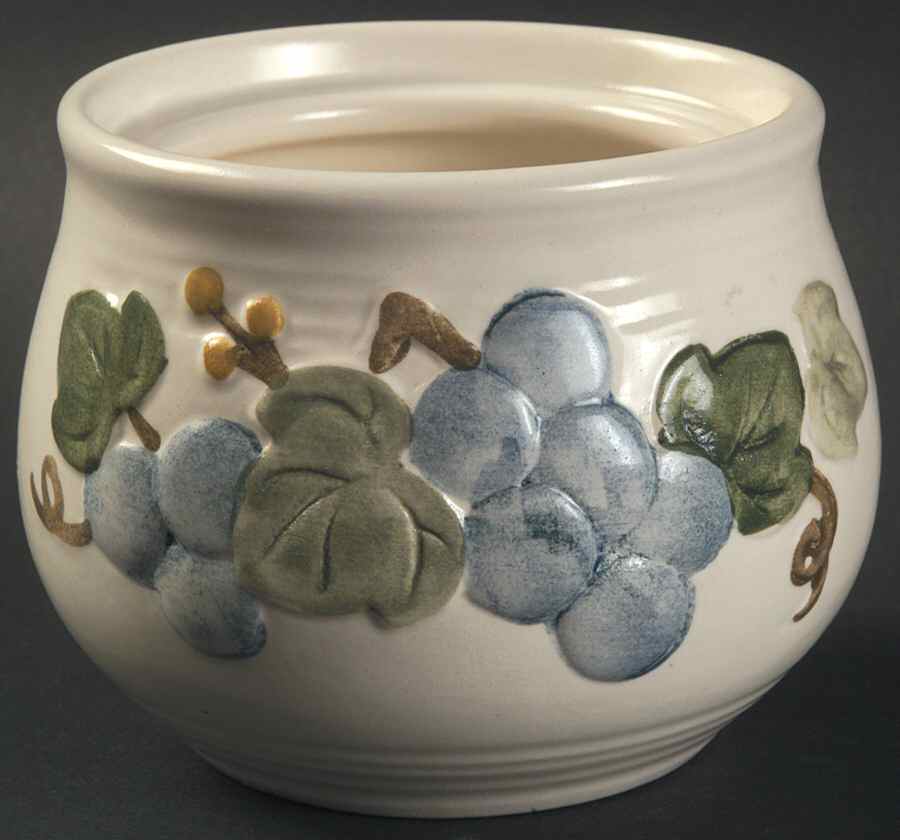 Sculptured Grape Sugar Bowl No Lid by Metlox - Poppytrail - Vernon-1