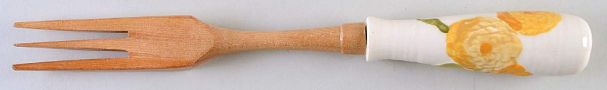Sculptured Zinnia Salad Serving Fork with Wood Prongs by Metlox - Poppytrail - Vernon-1