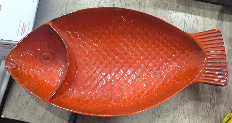 Sea Servers 1 Piece Chip & Dip by Metlox - Poppytrail - Vernon-1