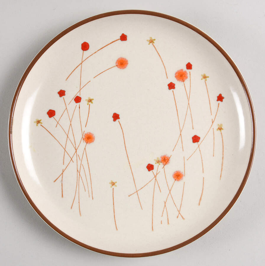Strawflower Salad Plate by Metlox - Poppytrail - Vernon-1