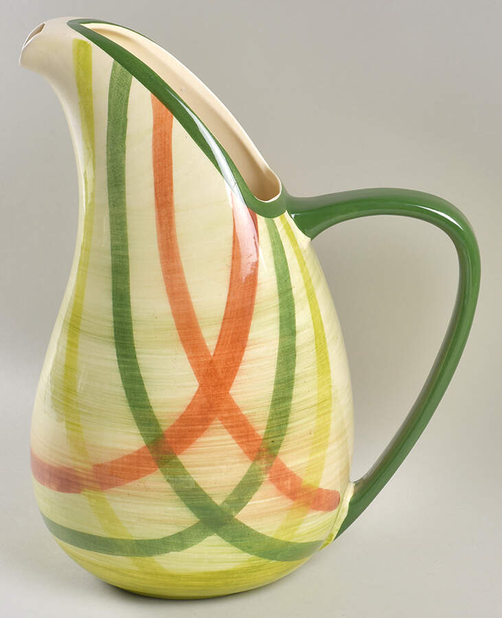Tam O'shanter 3 Quart Jug by Metlox - Poppytrail - Vernon-1