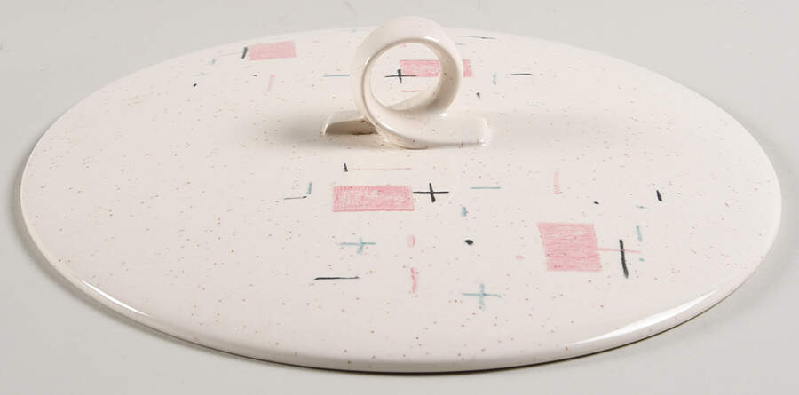 Tickled Pink Lid for 1.25 Qt Round Casserole by Metlox - Poppytrail - Vernon-1