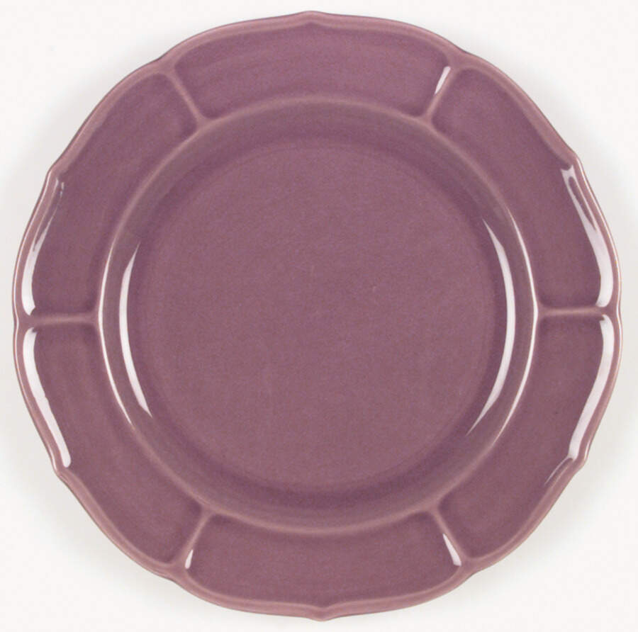 Traditions Lilac Dinner Plate by Metlox - Poppytrail - Vernon-1