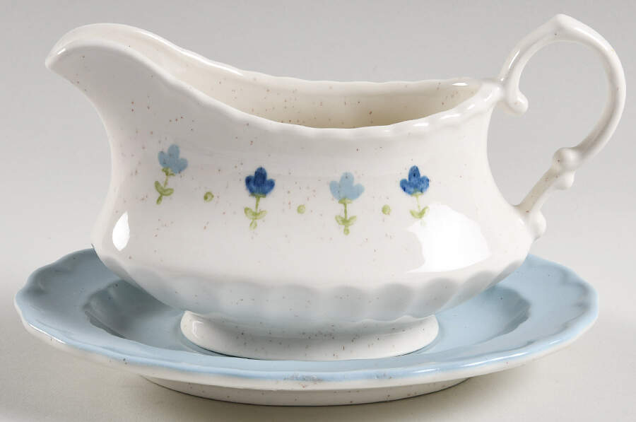 True Blue Gravy Boat & Underplate by Metlox - Poppytrail - Vernon-1