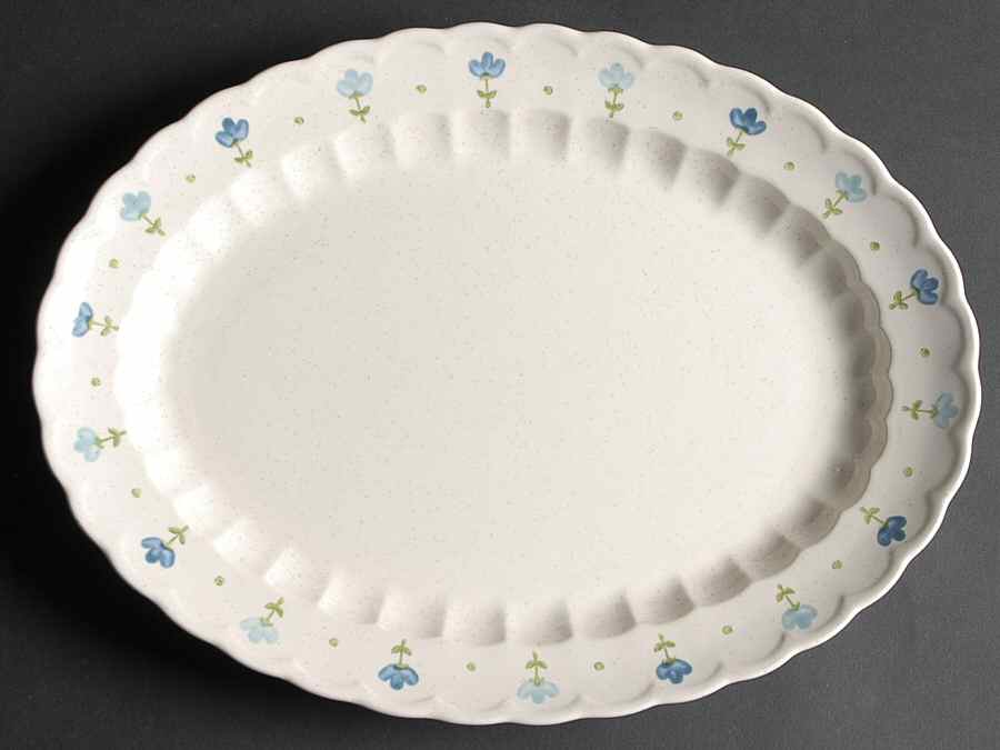 True Blue 14" Oval Serving Platter by Metlox - Poppytrail - Vernon-1