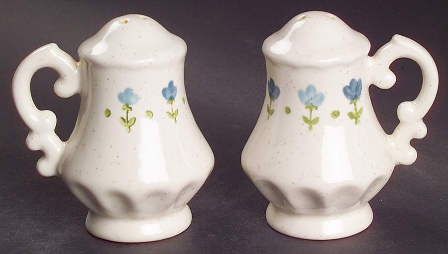 True Blue Salt & Pepper Set by Metlox - Poppytrail - Vernon-1
