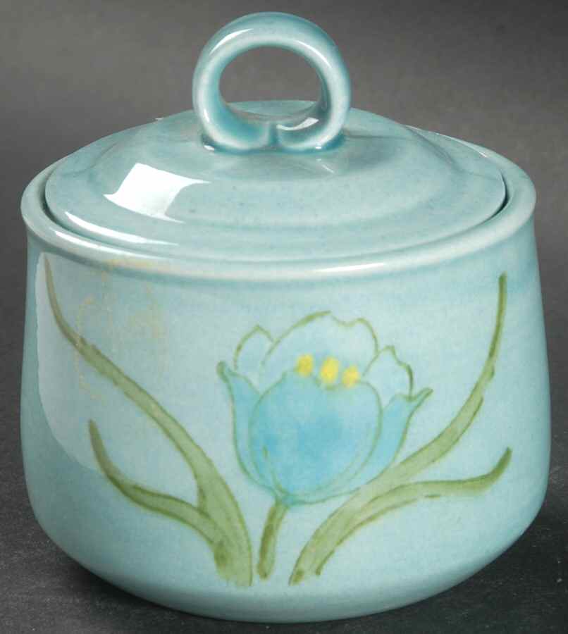 Tulips Sugar Bowl & Lid by Metlox - Poppytrail - Vernon-1