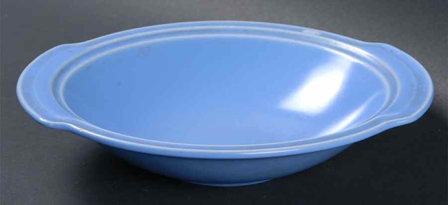 Ultra California Blue (Aster) Lugged Chowder Bowl by Metlox - Poppytrail - Vernon-1