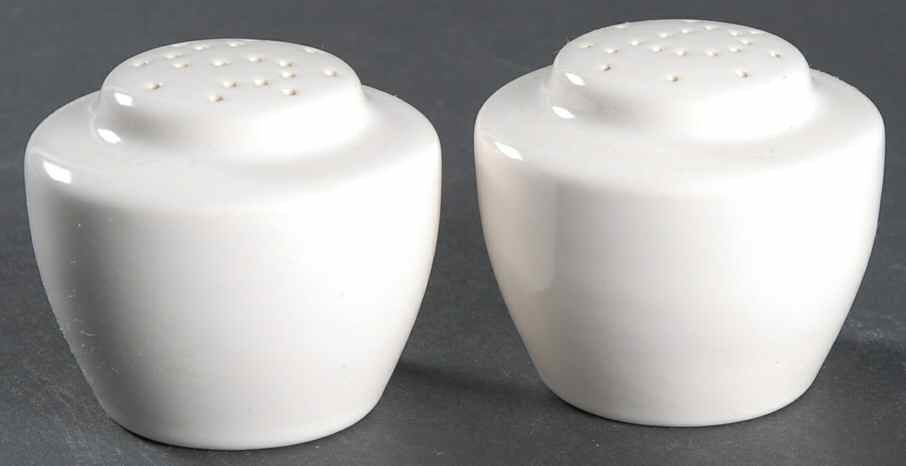 Ultra California Ivory (Gardenia) Salt & Pepper Set by Metlox - Poppytrail - Vernon-1