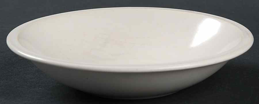 Ultra California Ivory (Gardenia) Fruit/Dessert (Sauce) Bowl by Metlox - Poppytrail - Vernon-1