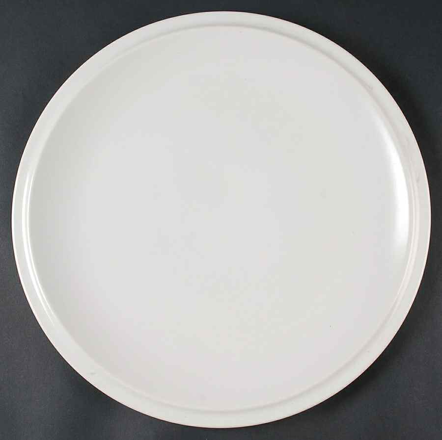 Ultra California Ivory (Gardenia) 14" Chop Plate (Round Platter) by Metlox - Poppytrail - Vernon-1