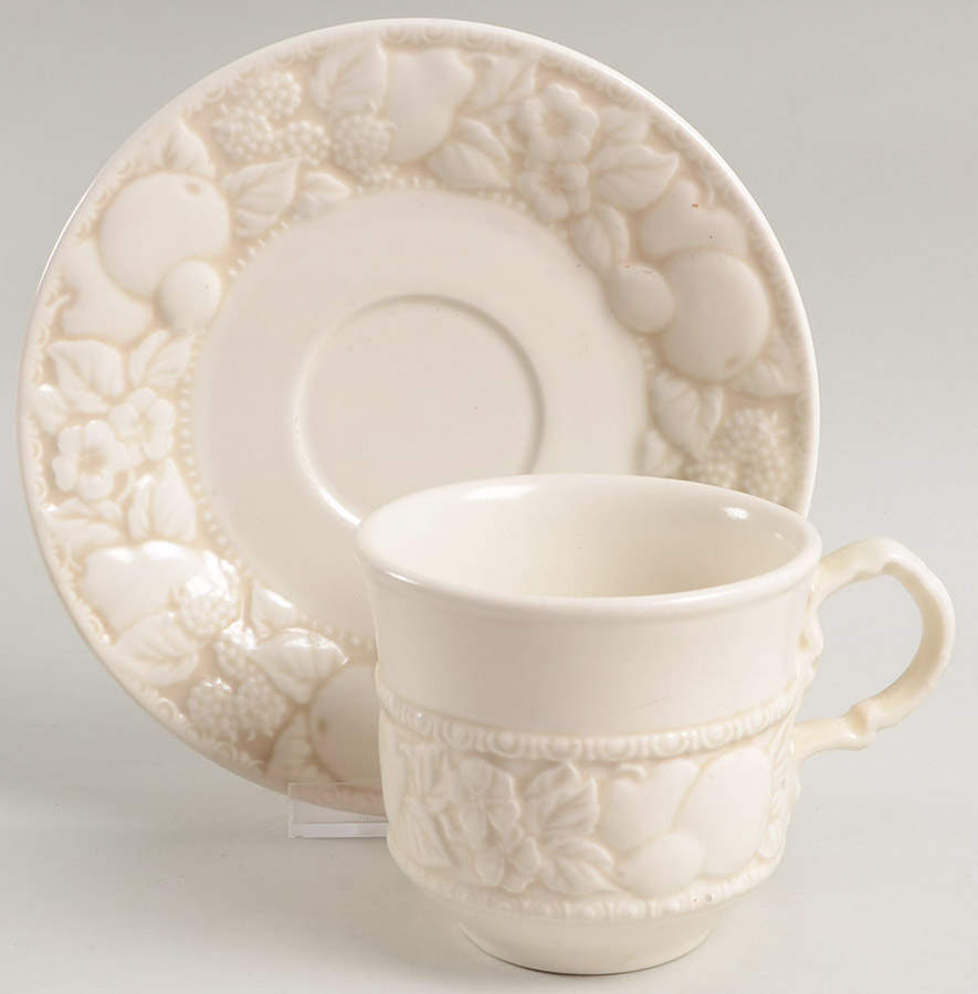 Vernon Antiqua Flat Cup & Saucer Set by Metlox - Poppytrail - Vernon-1