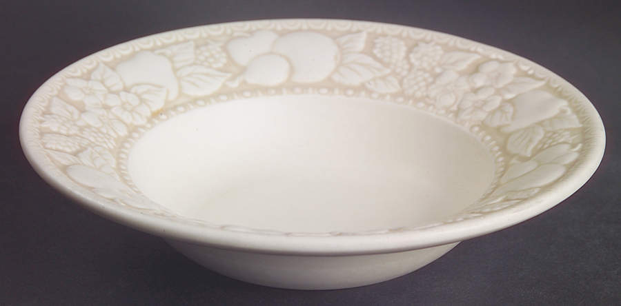Vernon Antiqua Rim Fruit/Dessert (Sauce) Bowl by Metlox - Poppytrail - Vernon-1