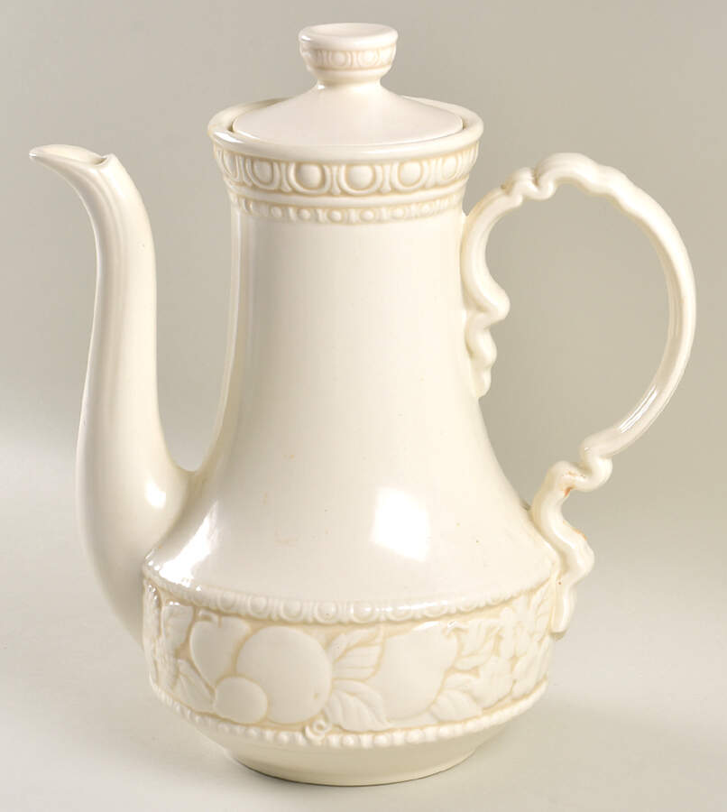 Vernon Antiqua Coffee Pot & Lid by Metlox - Poppytrail - Vernon-1