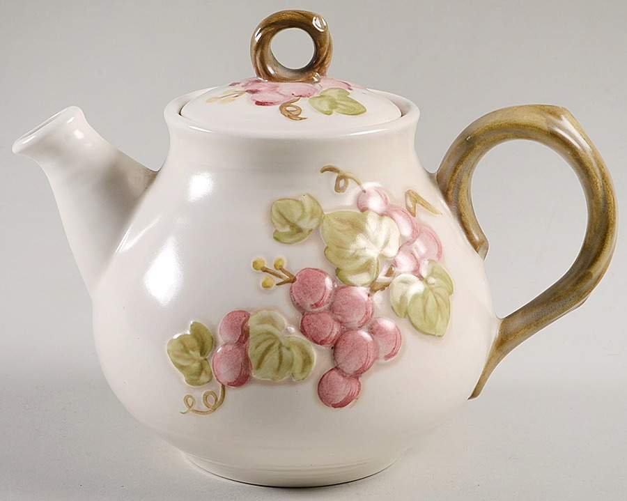 Vintage Pink Teapot & Lid by Metlox - Poppytrail - Vernon-1