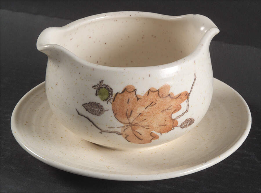 Woodland Gold Gravy Boat with Attached Underplate by Metlox - Poppytrail - Vernon-1