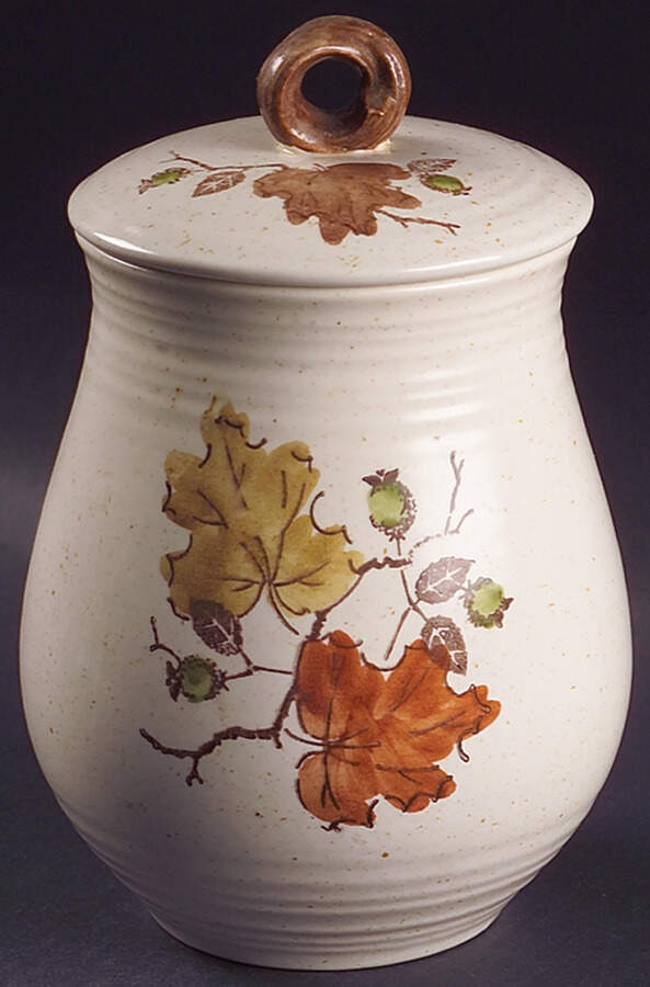 Woodland Gold Large Canister & Lid by Metlox - Poppytrail - Vernon-1