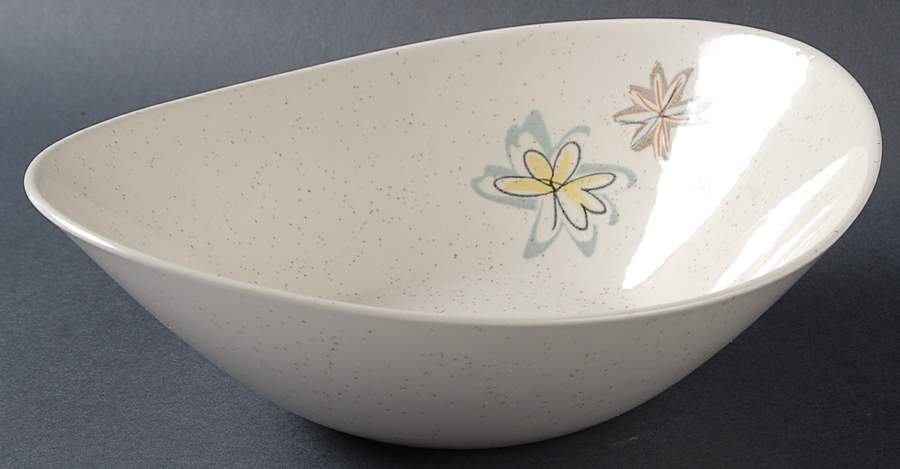 Young In Heart 9" Oval Vegetable Bowl by Metlox - Poppytrail - Vernon-1