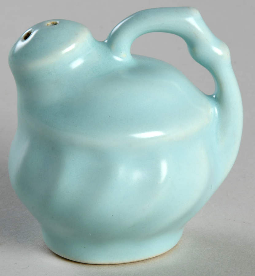 Yorkshire Celadon (Matte) Salt Shaker by Metlox - Poppytrail - Vernon-1