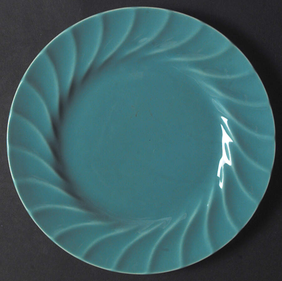 Yorkshire Turquoise (Glossy) Luncheon Plate by Metlox - Poppytrail - Vernon-1