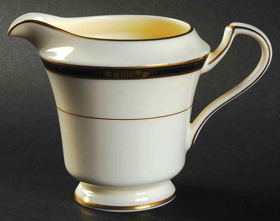 Aberdeen Creamer by Mikasa-1