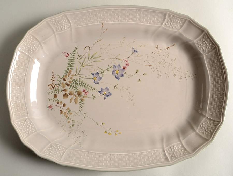 Adeline 15" Oval Serving Platter by Mikasa-1