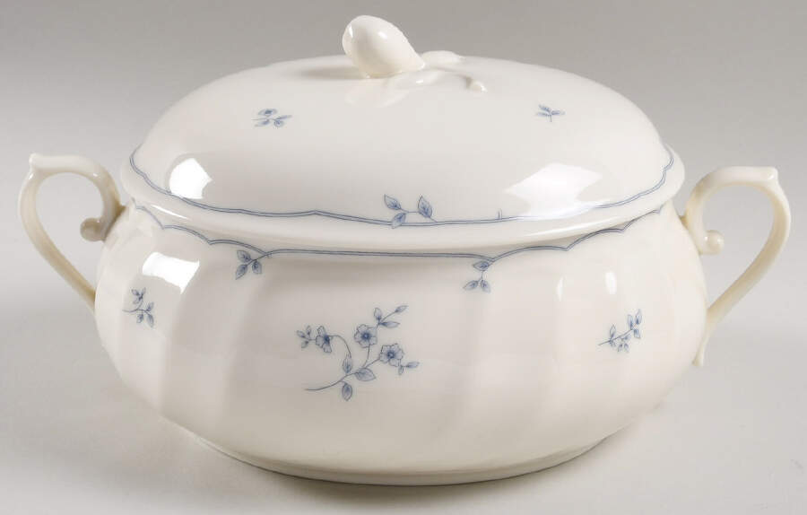 Alexandria Round Covered Vegetable by Mikasa-1