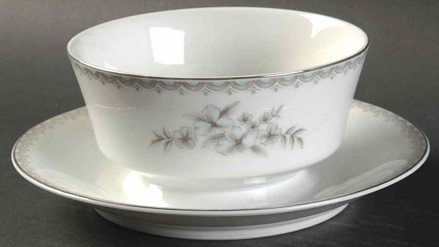 Alicia Gravy Boat with Attached Underplate by Mikasa-1