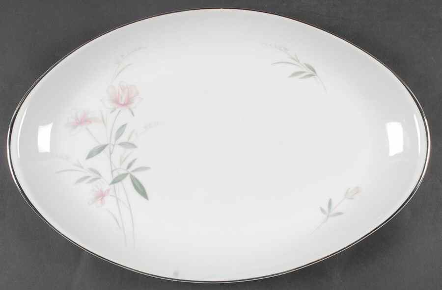 Aliso 16" Oval Serving Platter by Mikasa-1