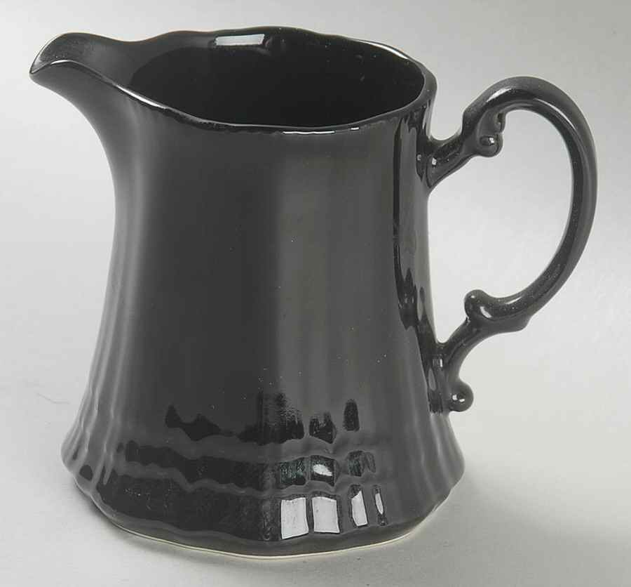 Allura Black Creamer by Mikasa-1