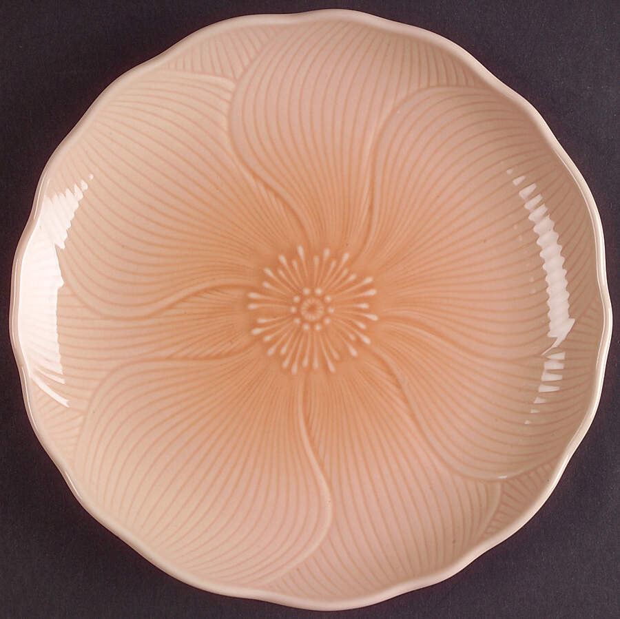 Amaryllis Bread & Butter Plate by Mikasa-1