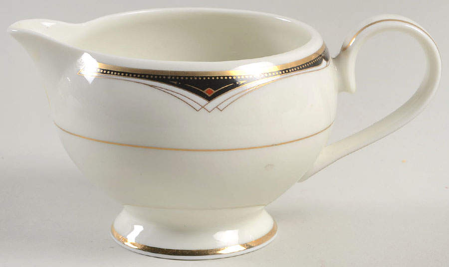 Ambassador Black Creamer by Mikasa-1
