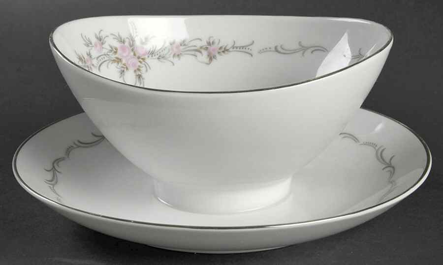 Amelia Gravy Boat with Attached Underplate by Mikasa-1
