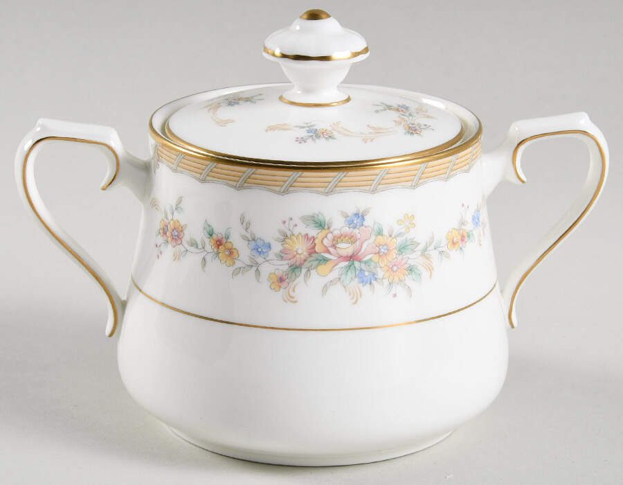 Amherst Sugar Bowl & Lid by Mikasa-1