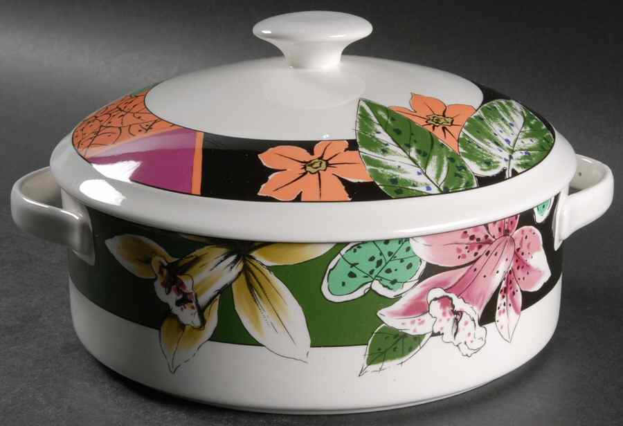 Amorosa 2 Qt Round Covered Casserole by Mikasa-1