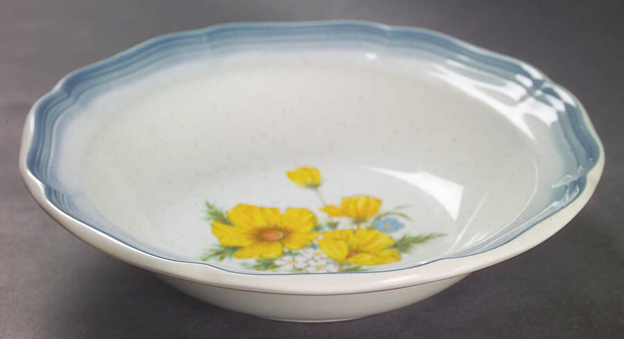 Amy Rim Fruit/Dessert (Sauce) Bowl by Mikasa-1