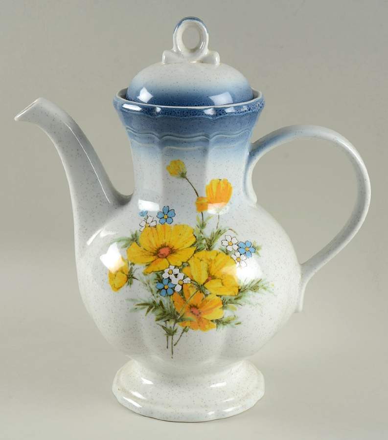 Amy Coffee Pot & Lid by Mikasa-1